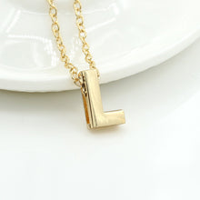 Load image into Gallery viewer, 26 Alphabet Necklace Women 26 Letters Pendant Necklace Alloy Clavicle Chain Necklace For Party