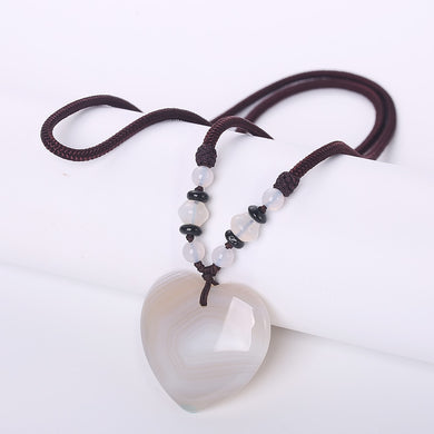 3A Natural Healing Crystal Heart Shape Reiki Necklace Pendant Opal Necklace Fashion White Color Stone Pendant Necklace For Women