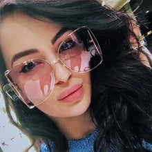 Carica l&#39;immagine nel visualizzatore di Gallery, 45476 Oversize D Square Sunglasses Women Metal Frame  Hollow Frame Brand Sunglasses Female Gradient Shades