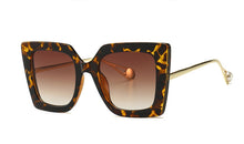 Load image into Gallery viewer, 46110 Retro Pearl  Women Sunglasses  Square Shades UV400 Vintage Glasses