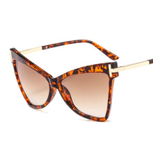 Load image into Gallery viewer, 46384 Retro Brand Designer Cat Eye Sunglasses Men Women Shades Uv400 Vintage Glasses