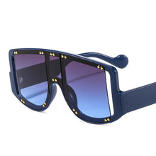 Load image into Gallery viewer, 46681 Oversized One Lens Rivet Punk Sunglasses Men Women Shades UV400 Vintage Glasses