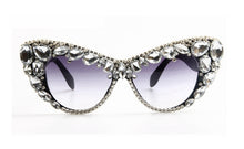 Load image into Gallery viewer, 47121 Oversized Cat Eye Diamond  Sunglasses Women Uv400 Glasses