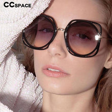 Load image into Gallery viewer, 47332 Square Hollow Sunglasses Men Women UV400 Glasses