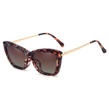 Load image into Gallery viewer, 48311 TR90 Cat Eye Flip Dual Purpose Anti Blue Glasses Frames Polarized Clip-on Sunglasses Women Computer Eyeglasses