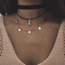 Carica l&#39;immagine nel visualizzatore di Gallery, 4Pcs/Set Women Necklaces Angel Heart Pink Crystal Virgin Mary Pendant Clavicle Chain Multilayer Gold Necklace Set Jewelry Gift