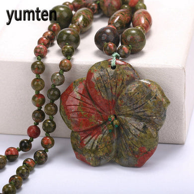 Collana di giada naturale 5 * 5 cm Fiori con chiusura a levetta di giada Collana grande lavorata a mano fatta a mano Collana di puro amore di giada naturale intagliata a mano 