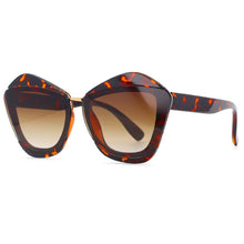 Load image into Gallery viewer, 53655 Oversized Cat Eye Sunglasses Women Shades Uv400 Vintage Glasses