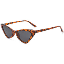 Load image into Gallery viewer, 53902 Small Frame Cat Eye Sunglasses Retro Women Shades UV400 Vintage Glasses
