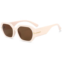 Load image into Gallery viewer, 54305 Retro Punk Sunglasses Men Women Brande Shades Rivet Uv400 Vintage Glasses