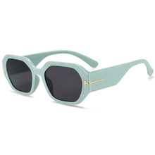 Load image into Gallery viewer, 54305 Retro Punk Sunglasses Men Women Brande Shades Rivet Uv400 Vintage Glasses
