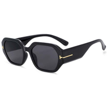 Load image into Gallery viewer, 54305 Retro Punk Sunglasses Men Women Brande Shades Rivet Uv400 Vintage Glasses