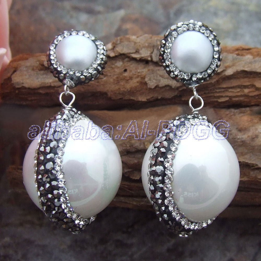 7 20mm Sea Shell Pearl Earrings
