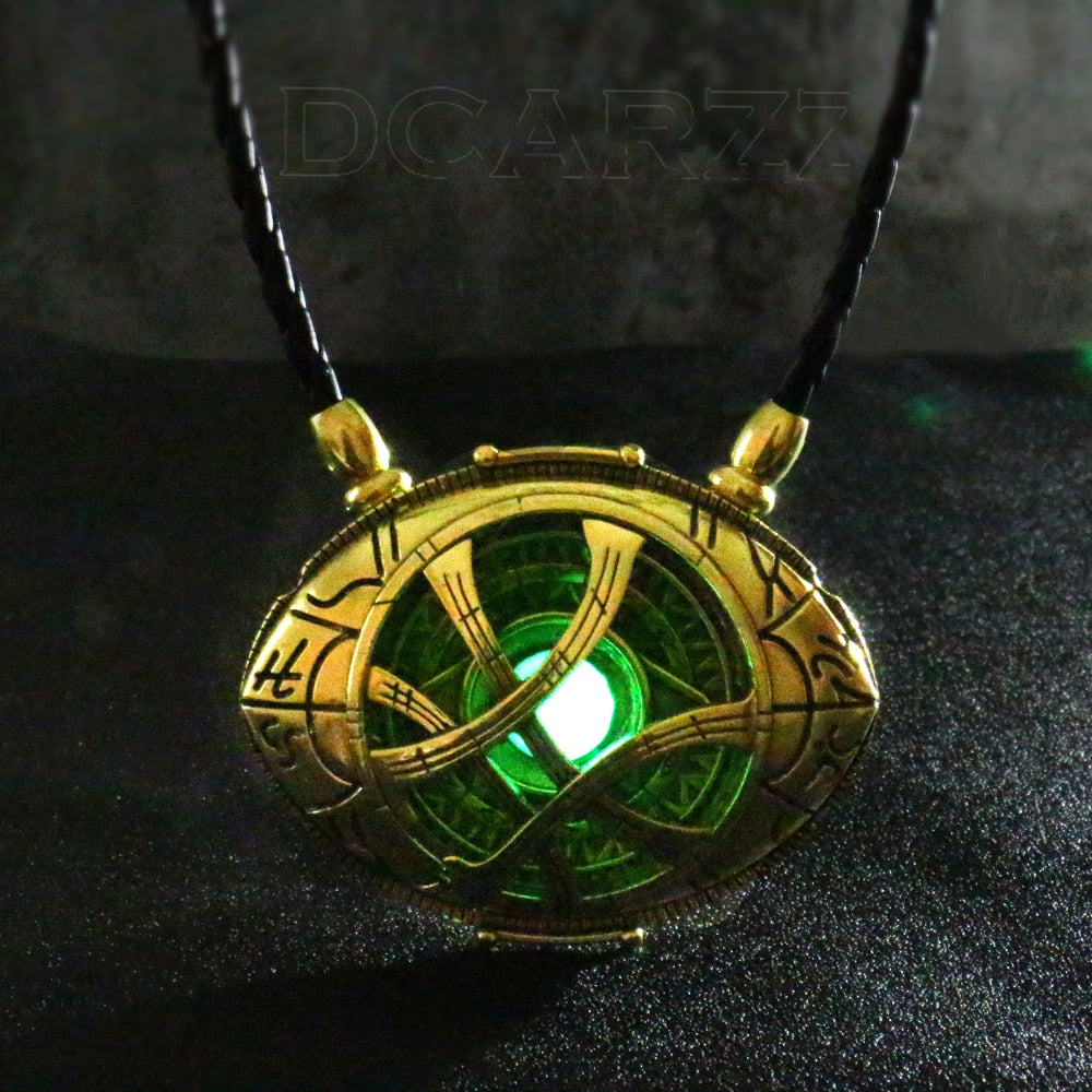 7cm*5.5cm Doctor Strange Necklace Glow in Dark Eye Shape Antique Bronze Pendant with Leather Cord Movie Costume Cospl Jewelry