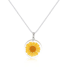 Load image into Gallery viewer, Handmade Boho Transparent Resin Dried Flower Daisy Necklace Ball Chain Silver Color White Round 45cm long, 1 Piece