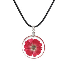Load image into Gallery viewer, Handmade Boho Transparent Resin Dried Flower Daisy Necklace Ball Chain Silver Color White Round 45cm long, 1 Piece