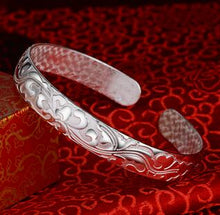Load image into Gallery viewer, 999 sterling silver female thousand foot birthd bracelet authentic