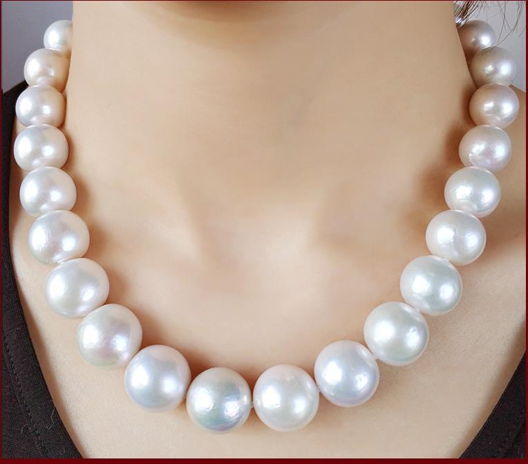 AAA 12-13 mm Genuine Natural South Sea White Pearl Necklace 18  14 K gold