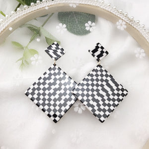 AB-211 popular jewelry network red same style mosaic ear ring pattern is not necessarily the same fashion personality