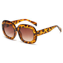 Load image into Gallery viewer, AIMISUV Oversized Oval Sunglasses Women Retro Travel Ladies Sun Glasses  Brand Design Female UV400 zonnebril dames