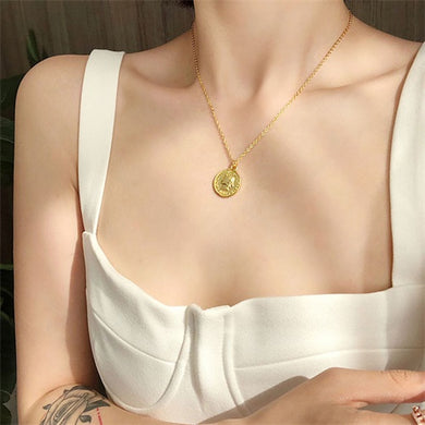 Gold Silver Color Round Coin Pendant Necklace for Women Simple Portrait Charm Necklace Dainty Layering Necklaces Gifts