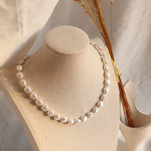 Load image into Gallery viewer, Necklace Pendant Imitation Pearl Necklace For Women Metal Strip Chain Necklace Jewelry