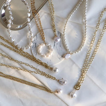 Load image into Gallery viewer, Necklace Pendant Imitation Pearl Necklace For Women Metal Strip Chain Necklace Jewelry