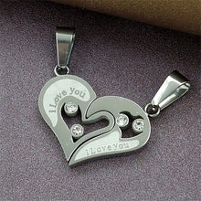 Carica l&#39;immagine nel visualizzatore di Gallery, couple heart necklace for women men romantic stainless steel fashion jewelry broken heart pendant necklace gift