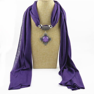 Autumn and Winter Resin Geometric Alloy Pendant Scarf Necklace New Ethnic Fashion Scarve Collar Bijoux Jewelry for Women