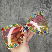 Load image into Gallery viewer, Alloy Oversized Cooling Pearl Sun Glasses Women UV400 2023 Flower Crystal Hip Hop Steampunk Queen Sunglasses   Brand