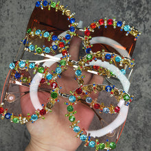 Load image into Gallery viewer, Alloy Oversized Cooling Pearl Sun Glasses Women UV400 2023 Flower Crystal Hip Hop Steampunk Queen Sunglasses   Brand