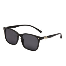 Load image into Gallery viewer, Anti Blue Light Glasses Women Eyeglasses Frame Men Computer Blue Light Blocking Glasses Square Sunglasses Gafas De Sol