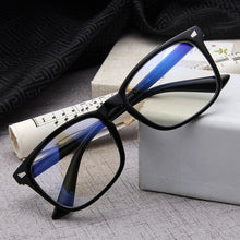 Load image into Gallery viewer, Anti blue rays computer Glasses Men Blue Light Coating Gaming Glasses for computer protection eye Retro Spectacles Women