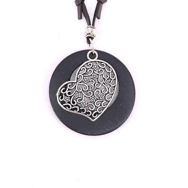 Antique Vintage Long Rope Chain Necklace Wooden Alloy Heart Pendants Neckless Cord Jewelry Accessories