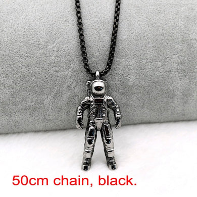 Astronaut Pendant Necklace Spacewalk Infinite Universe Imaginative Galaxy Solar System Men Jewelry
