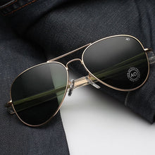 Carica l'immagine nel visualizzatore di Gallery, Occhiali da sole aeronautici da uomo 2022 Esercito americano militare ottico AO57 Occhiali da sole pilota occhiali da guida moda Oculos de sol masculino 