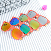 Load image into Gallery viewer, BOBO BIRD Bamboo Porarized Sunglasses Customize for Men Women Sun Glasses in Wood Gift Box Clear Color Men Eyewears