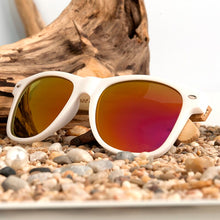 Load image into Gallery viewer, BOBO BIRD lunette soleil femme Simple Handmade Polarized Sunglasses For Women And Men Beach Eyewear With Colorful Lens CG007