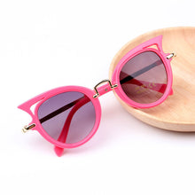 Load image into Gallery viewer, Beautyeye 2023 Kids Sunglasses Girls Brand Cat Eye Children Glasses Boys UV400 Lens Baby Sun glasses Cute Eyewear Shades Goggles