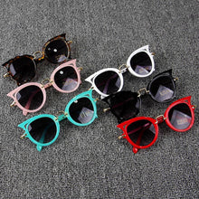 Load image into Gallery viewer, Beautyeye 2023 Kids Sunglasses Girls Brand Cat Eye Children Glasses Boys UV400 Lens Baby Sun glasses Cute Eyewear Shades Goggles