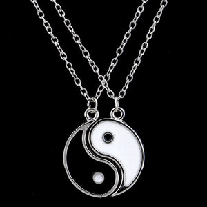 2PC/Set Gossip Yin Yang Best Friends BFF Charm Jewelry Party Pendant Necklace White Black Simple Choker Hot Wholesale