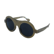 Carica l&#39;immagine nel visualizzatore di Gallery, Big Large Round Rivets Handmade Matt Rough Finish Honey Genuine Natural Horn Eyeglasses Eyewear Optical Glasses Frame Sunglasses