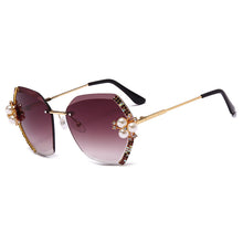 Load image into Gallery viewer, Big Pearl  Rhinestone Rimless Sunglasses Women 2023 Designer Vintage Sun Glasses Brand Shades Gradient Eyeglasses
