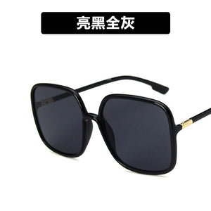 Big box against the blue glass frame vogue of fund of 2023 frames zhou QingWang red with square flat light wave