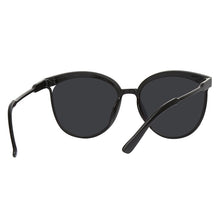 Carica l&#39;immagine nel visualizzatore di Gallery, Black Cat Eye Sunglasses Women Brand Designer Retro Cateyes Glasses Female Frame Oval Eyewear UV400 Eye Ladies Glasses