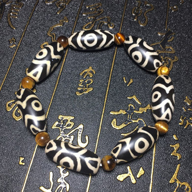 Bracciale regolabile in calcedonio nero Amuleto con perline Dzi a 3 occhi con perline con dente di tigre Bracciale di alta qualità Porta fortuna 