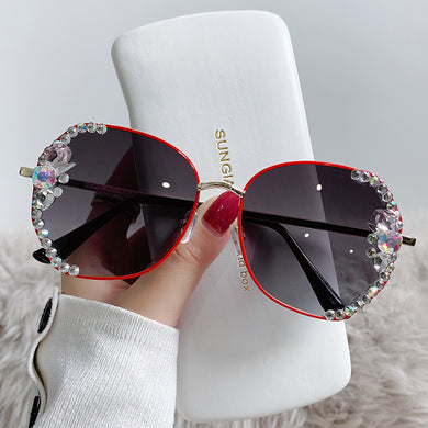 Bling Rhinestone  Designer Sunglasses Women Oversized Vintage Brand Shades Punk Sun Glasses Gafas De Sol Mujer