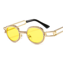 Carica l'immagine nel visualizzatore di Gallery, Occhiali da sole rotondi retrò con protezione Blu-Ray Occhiali da sole vintage Steampunk da donna Occhiali da sole con lenti trasparenti Occhiali da sole con strass Oculos 
