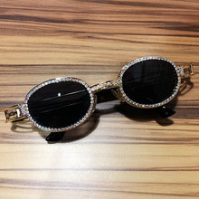Carica l'immagine nel visualizzatore di Gallery, Occhiali da sole rotondi retrò con protezione Blu-Ray Occhiali da sole vintage Steampunk da donna Occhiali da sole con lenti trasparenti Occhiali da sole con strass Oculos 