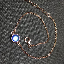 Carica l'immagine nel visualizzatore di Gallery, Blue brilliance moonstone bracelet for woman 6 mm natural moonstone silver bracelet 925 silver moonstone jewelry romantic gift